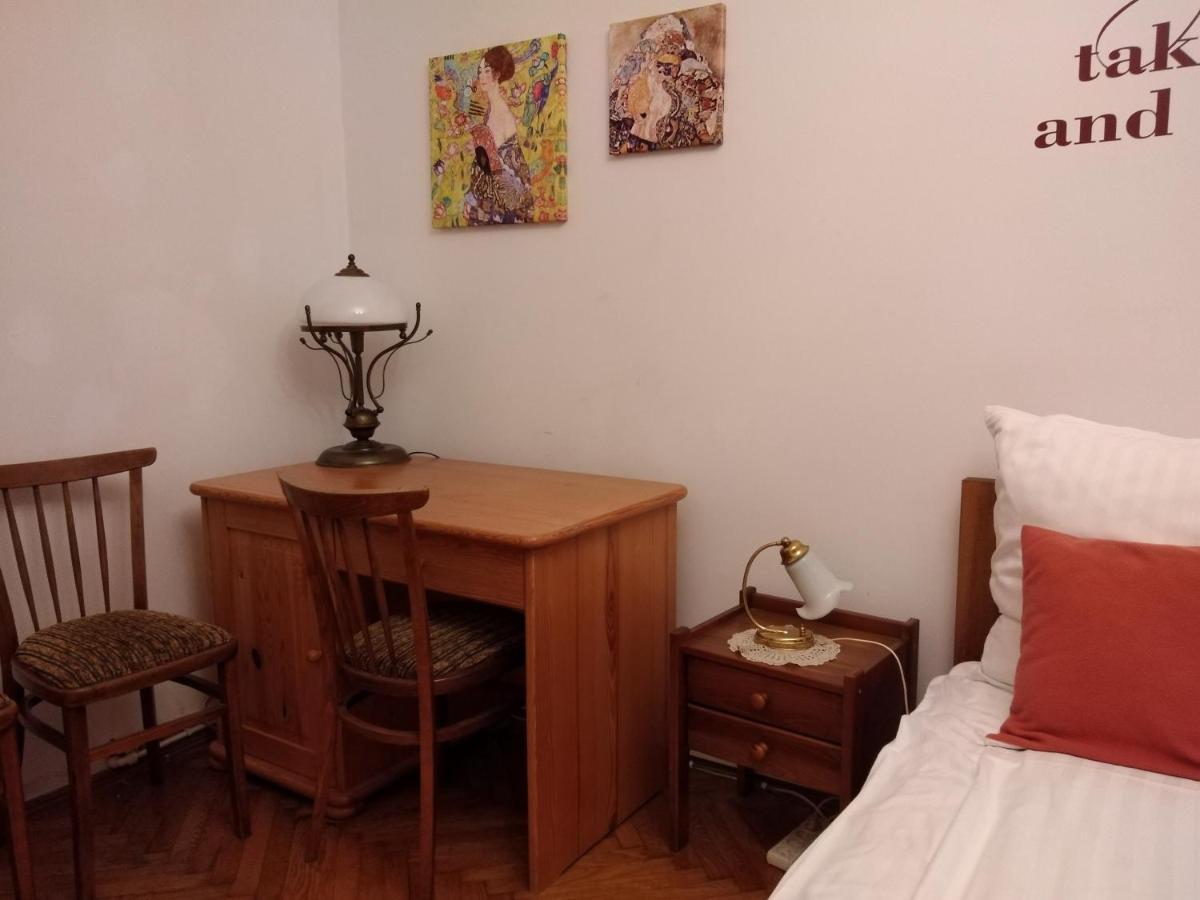 Apartament W Krakowie ภายนอก รูปภาพ